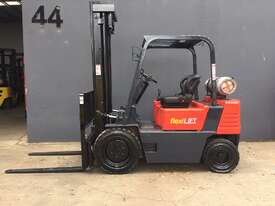 Daewoo G25S-2 2 .5 Ton Clear View Mast Counterbalance Forklift  - picture0' - Click to enlarge