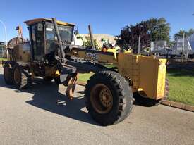 Grader John Deere 770D 14ft SN1015 C12134 - picture0' - Click to enlarge