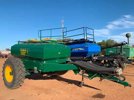 Simplicity 6000TR2 Air Seeder Cart Seeding/Planting Equip - picture0' - Click to enlarge