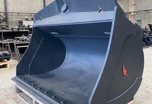 Roo Attachments 8 Ton Tilt mud Bucket Roo Attachments 8 Ton Tilt mud Bucket