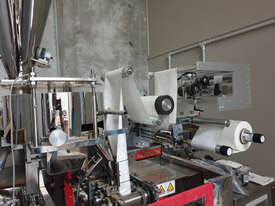 Vertical FFS Packaging Machine - picture2' - Click to enlarge