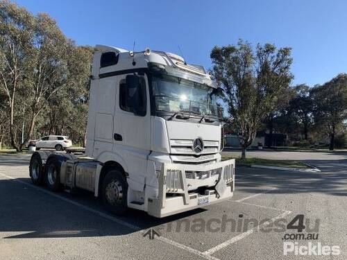 2017 Mercedes Benz Actros 2658