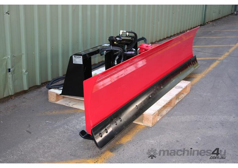 caption FINER HYDRAULICS - Grader / Backfill Blade 1800mm wide.