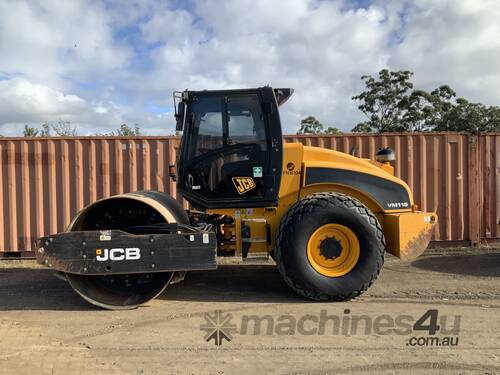 JCB VM115 Roller