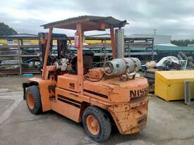 Forklift 4.5T Nissan  - picture1' - Click to enlarge