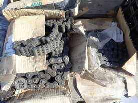PALLET COMPRISING OF ASSORTED CHAINS - picture2' - Click to enlarge
