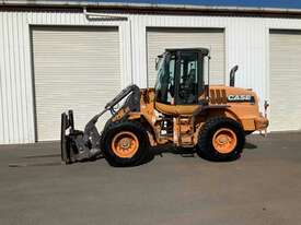 CASE 521E Wheel loader  - picture0' - Click to enlarge