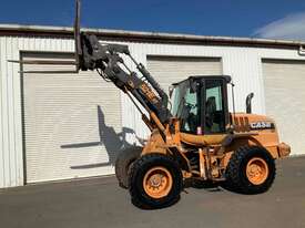 CASE 521E Wheel loader  - picture2' - Click to enlarge