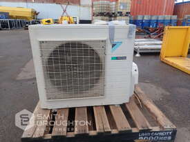 DAIKIN INVERTER AIR CONDITIONER & REMOTE - picture0' - Click to enlarge