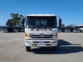 Hino FM 500 - picture0' - Click to enlarge