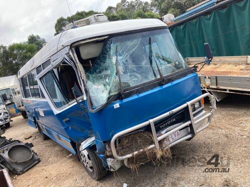 1988 TOYOTA COASTER WRECKING STOCK #2056