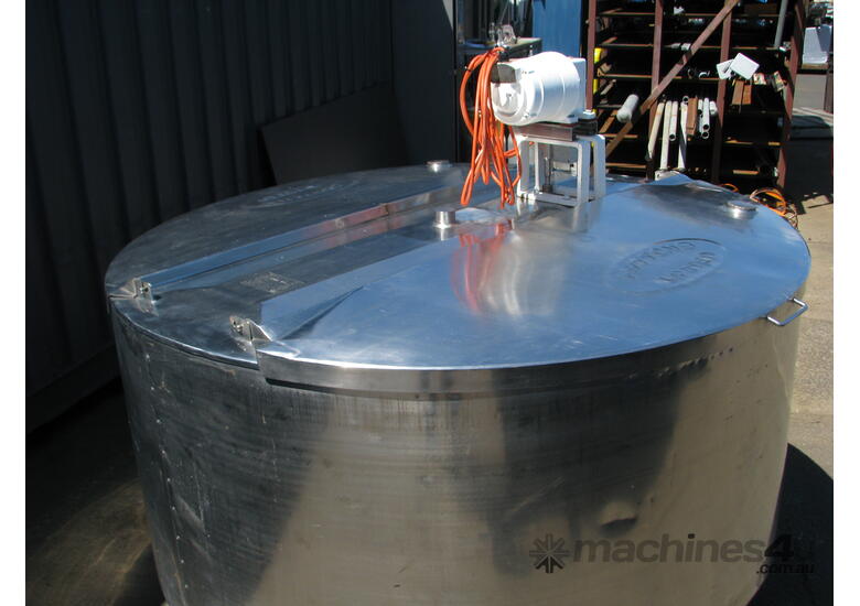 caption Stainless Steel Jacketed Tank Vat Milk with Agitator - 1100L - Myttons