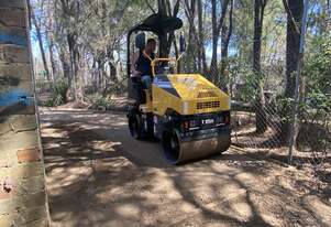 Multipac 1.5T Tandem Vibrating Roller