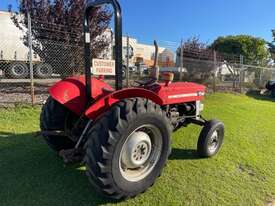 Tractor Massey Ferguson 135 3PL PTO ROPS - picture0' - Click to enlarge
