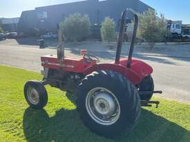 Tractor Massey Ferguson 135 3PL PTO ROPS - picture2' - Click to enlarge