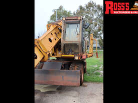 GRADALL XL 3300 III EXCAVATOR - picture0' - Click to enlarge