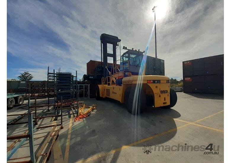 caption 40t Omega Dedicated Container Handler - 20/40 with Half Height Gantry - Hire