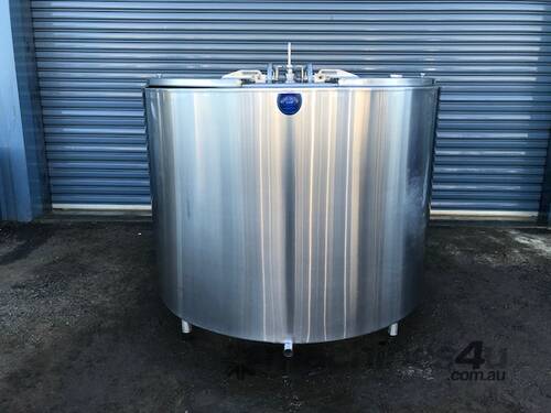caption Stainless Steel Tank 2,800ltr - Jacketed and Insulated