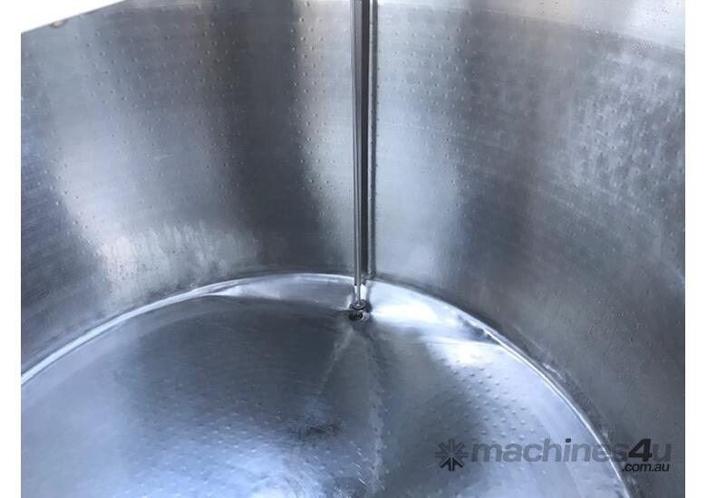 caption Stainless Steel Tank 2,800ltr - Jacketed and Insulated
