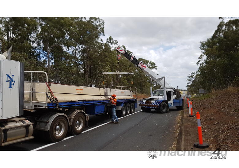 New Australian Road barriers 6mtr Concrete Road Barriers JJ Hook Ex