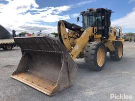 2017 Caterpillar 938K - picture0' - Click to enlarge