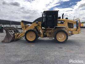 2017 Caterpillar 938K - picture1' - Click to enlarge