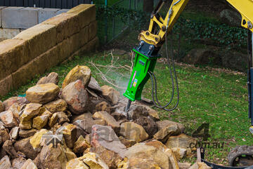 Vasara 200 Series Hydraulic Rock Breaker for 1.5 - 3.0T Excavators