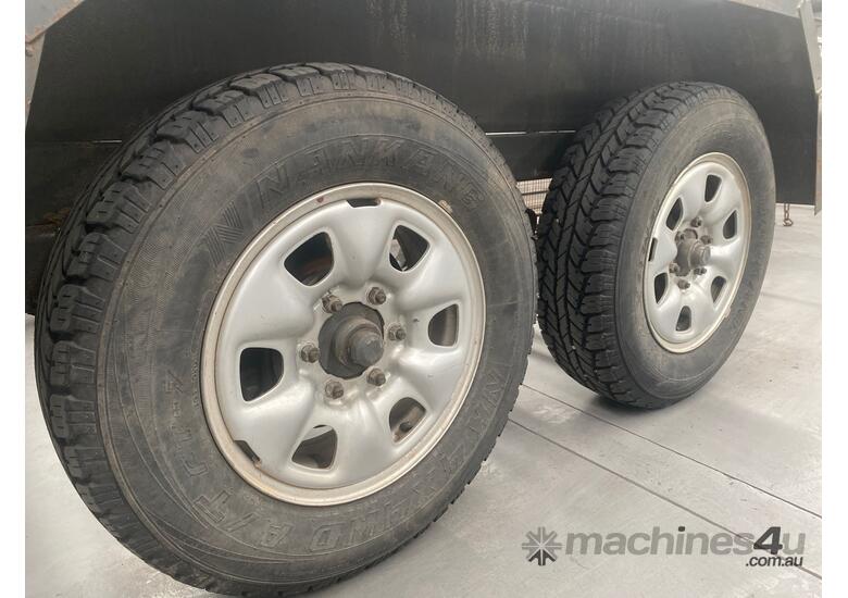 caption Tandem Axle Trailer - Plant Equipment