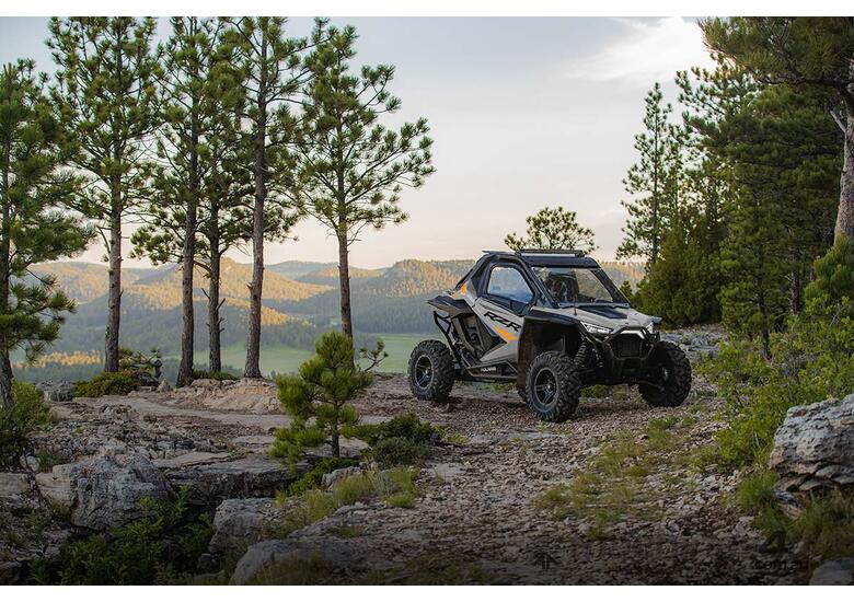 caption LIFT EQUIPT- POLARIS RZR PRO XP ULTIMATE EPS