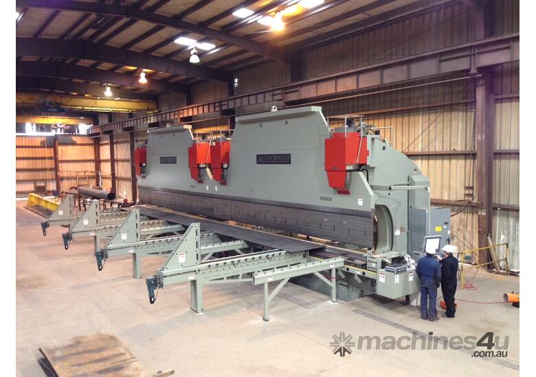 caption ACCURPRESS Absolute 2000 Tonne 12 Metre Press Brake
