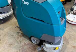Tennant t300 walk behind scrubber 245 hours