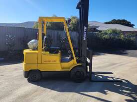 Hyster Forklift 3T 7m Lift Height - picture0' - Click to enlarge