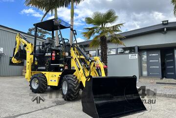 Hyload   Mini Backhoe Loader