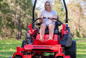Gravely   Pro-Turn 652