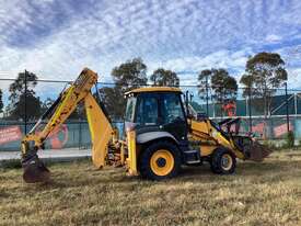 JCB 3CX Backhoe Loader - picture0' - Click to enlarge