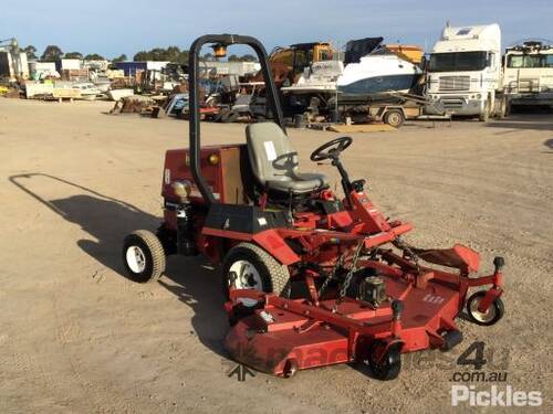 2010 Toro GroundsMaster 325-D