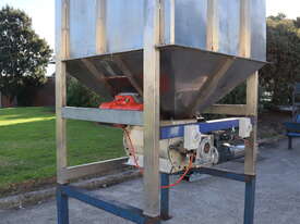 Large Hopper with Rotary Valve Feeder - 2000L - picture0' - Click to enlarge