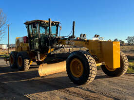 John Deere 670D Artic Grader Grader - picture0' - Click to enlarge