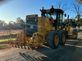 John Deere 670D Artic Grader Grader - picture1' - Click to enlarge