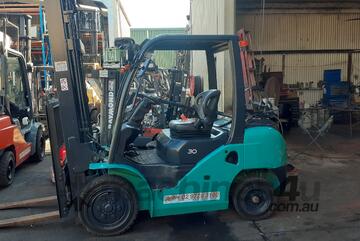 ACTIVE FORKLIFTS - 2012 Baoli 3 ton Forklift for sale- 6m mast 1.5m tynes side shift solid tyres