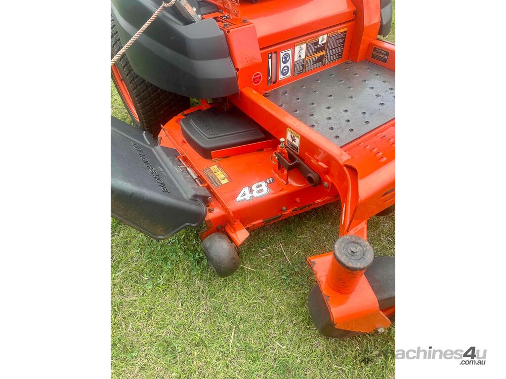 Used Kubota Kubota Z122E Zero Turn Mower Zero Turn Mowers in HELENSVALE