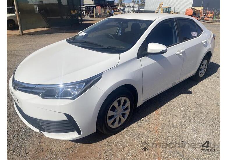 Buy Used Toyota Toyota Corolla 170 Ser Trucks In , - Listed On Machines4u