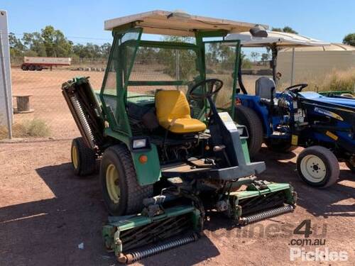 John Deere 3365 Reel Mower