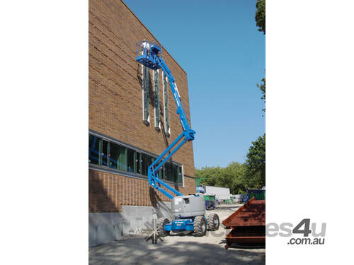 caption Genie Z45/25 4WD 45ft Articulating Boom Lift