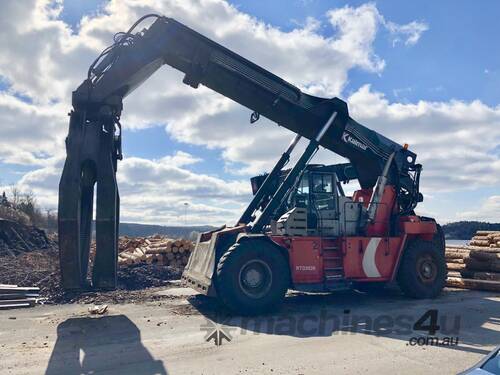 Kalmar Log Stacker