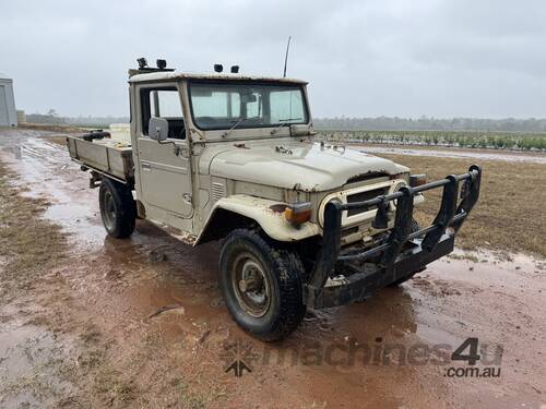 1977 Toyota HJ45 Landcruiser