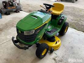 John Deere Ride On Mower (Underbelly) - picture1' - Click to enlarge