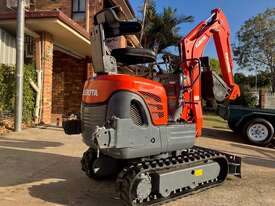 KUBOTA K008-3 MINI EXCAVATOR  - picture0' - Click to enlarge