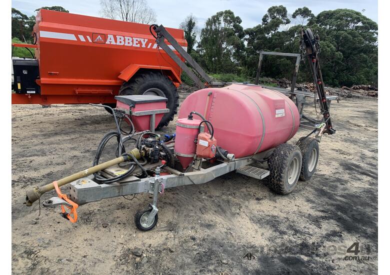 Used Silvan 2000L Boom Spray Trailer Dual Axle Farm Machinery in ...