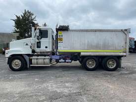 2006 Mack Trident CLS Tipper - picture2' - Click to enlarge
